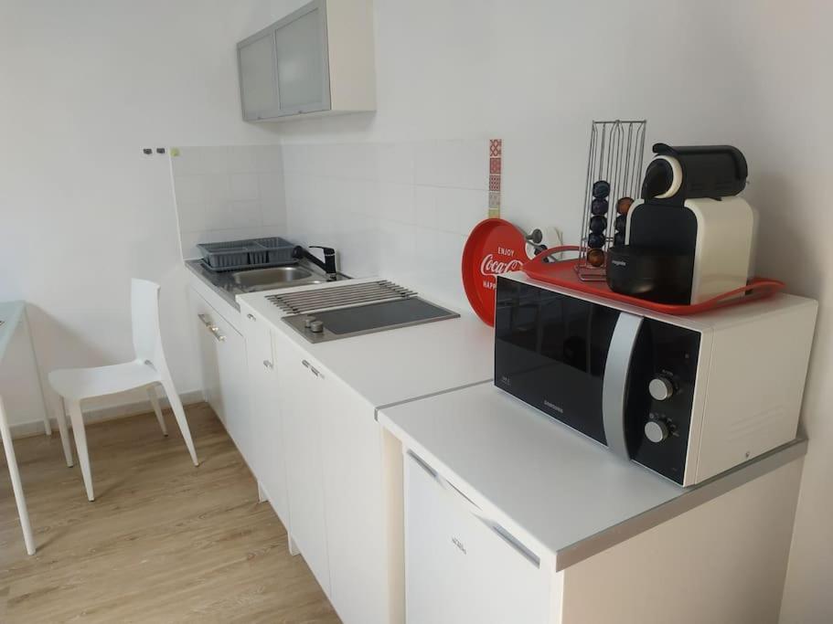 Le Saint-Lazare Appartement Au Calme Intra Muros Avignon Exterior photo