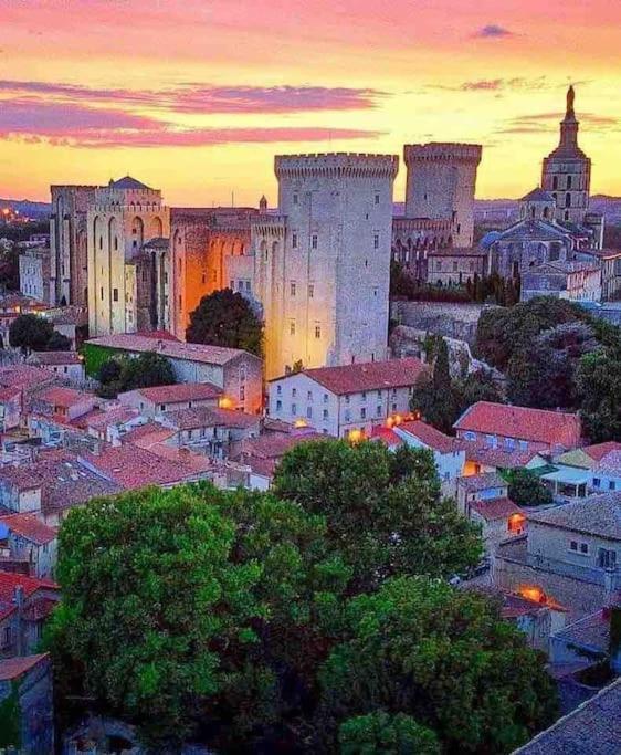 Le Saint-Lazare Appartement Au Calme Intra Muros Avignon Exterior photo